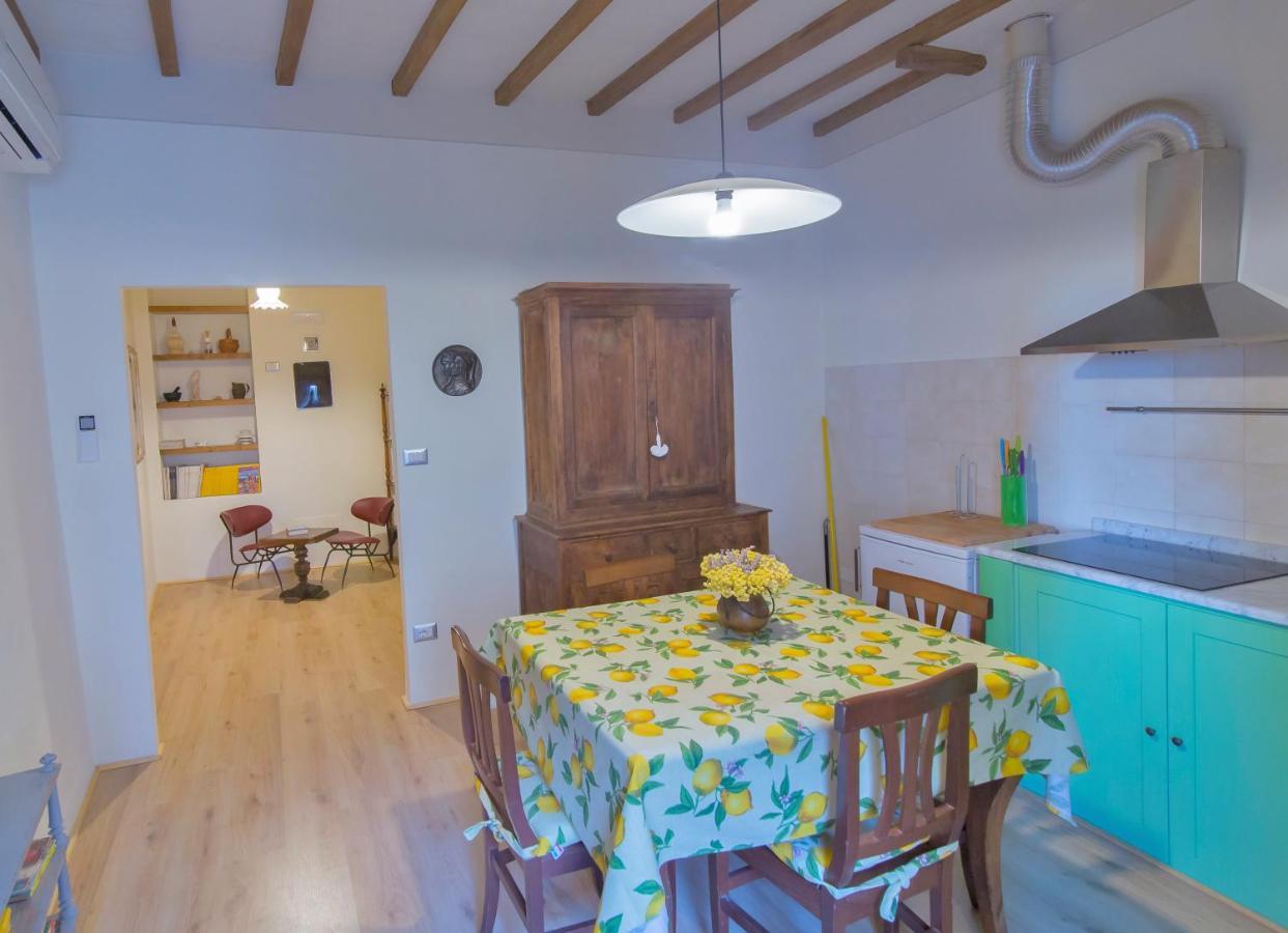 Appartamento Benozzo San Gimignano Bagian luar foto